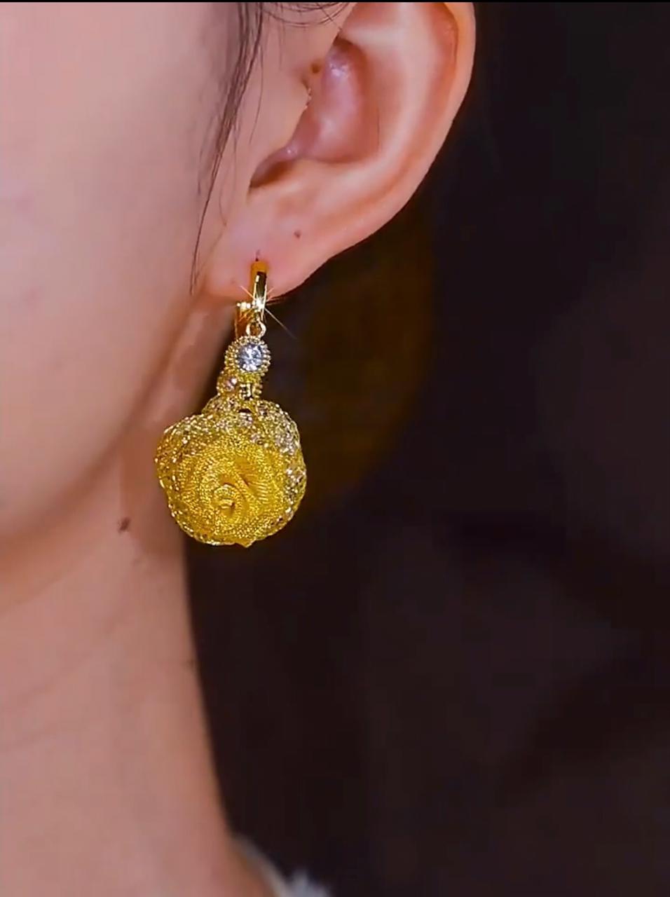 Teseel Earring (24k gold plated)